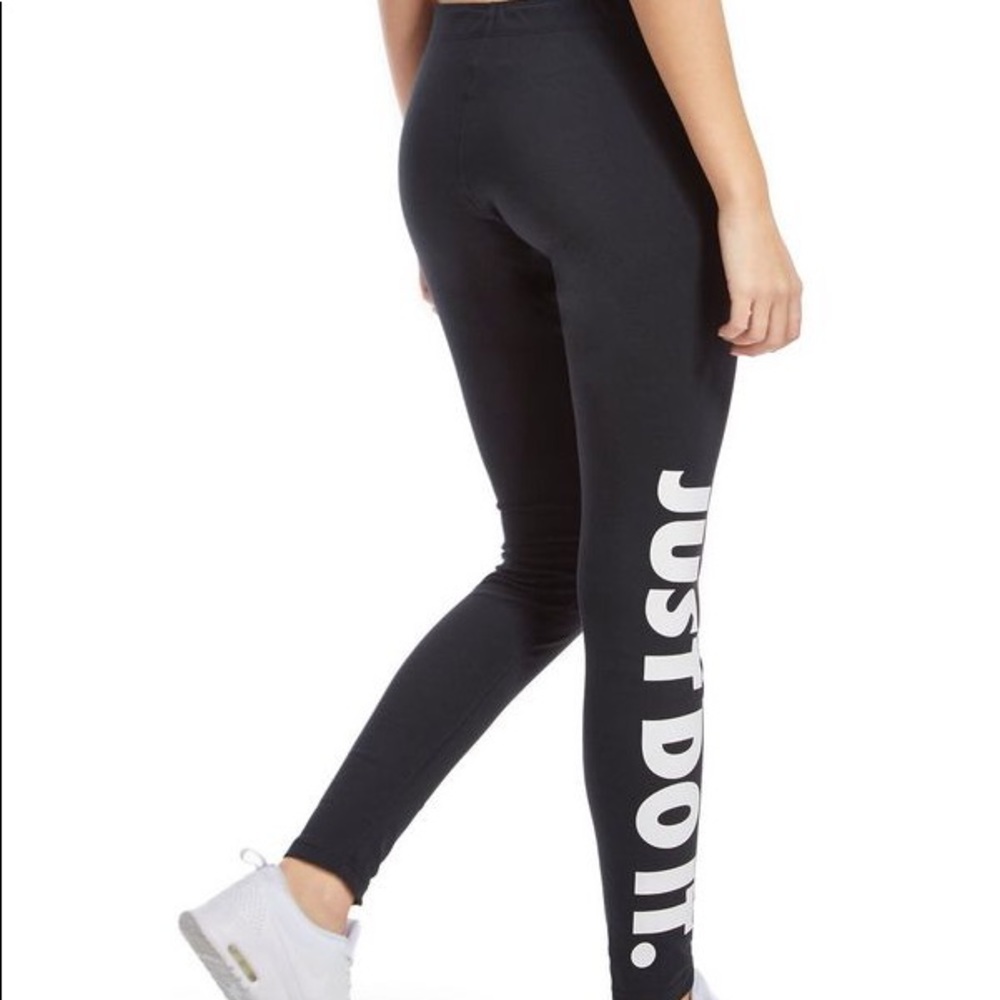 Nike Just Do It Black Leggings Size Small